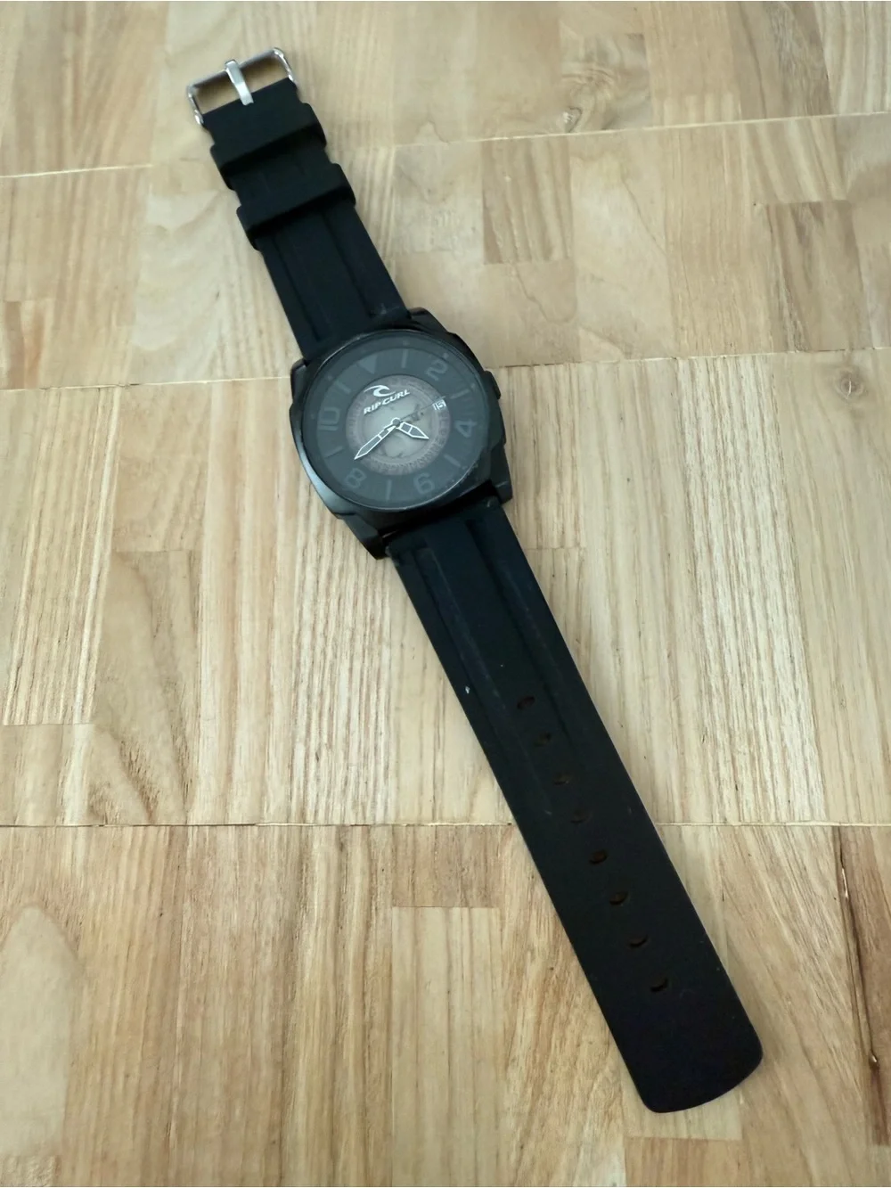 Rare rip curl undercover midnight black surf watch NEW BATTERY